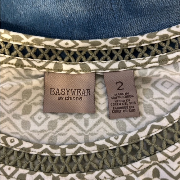 Chico's Easywear Olive and Cream Patterned Top - Picture 2 of 8